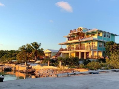 Commercial · For sale · 10 bedrooms