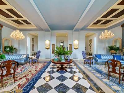 House · For sale · 10 bedrooms