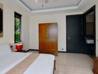 House · For sale · 4 bedrooms